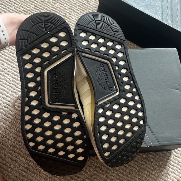 Adidas NMD_R1 - Picture 7 of 7